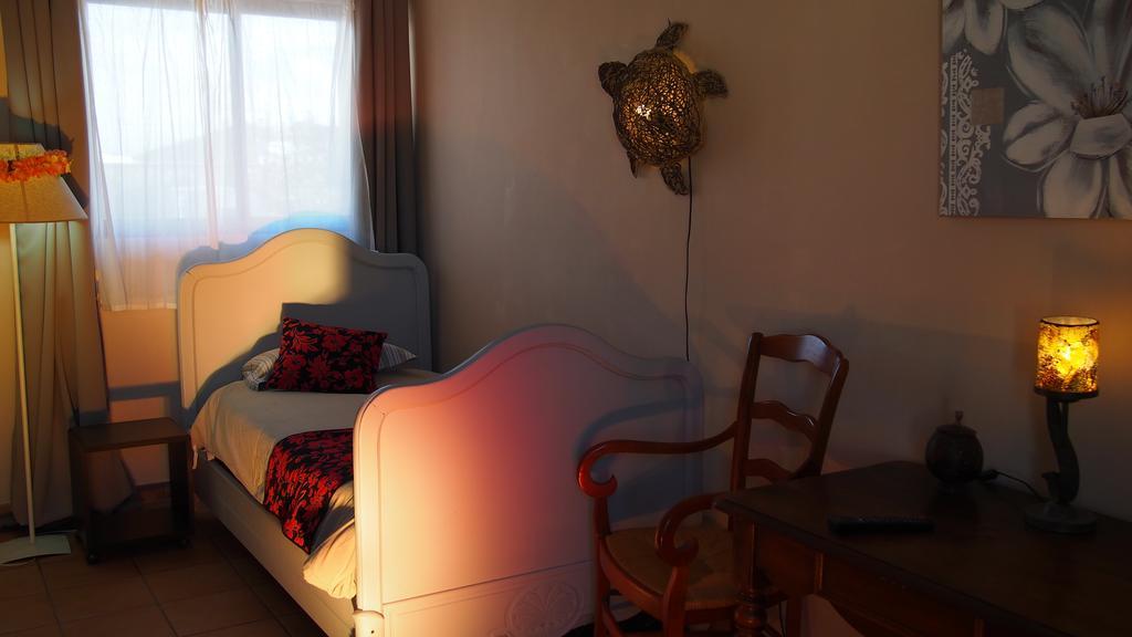 Hotel Le Relais Du Luberon Maubec  Стая снимка